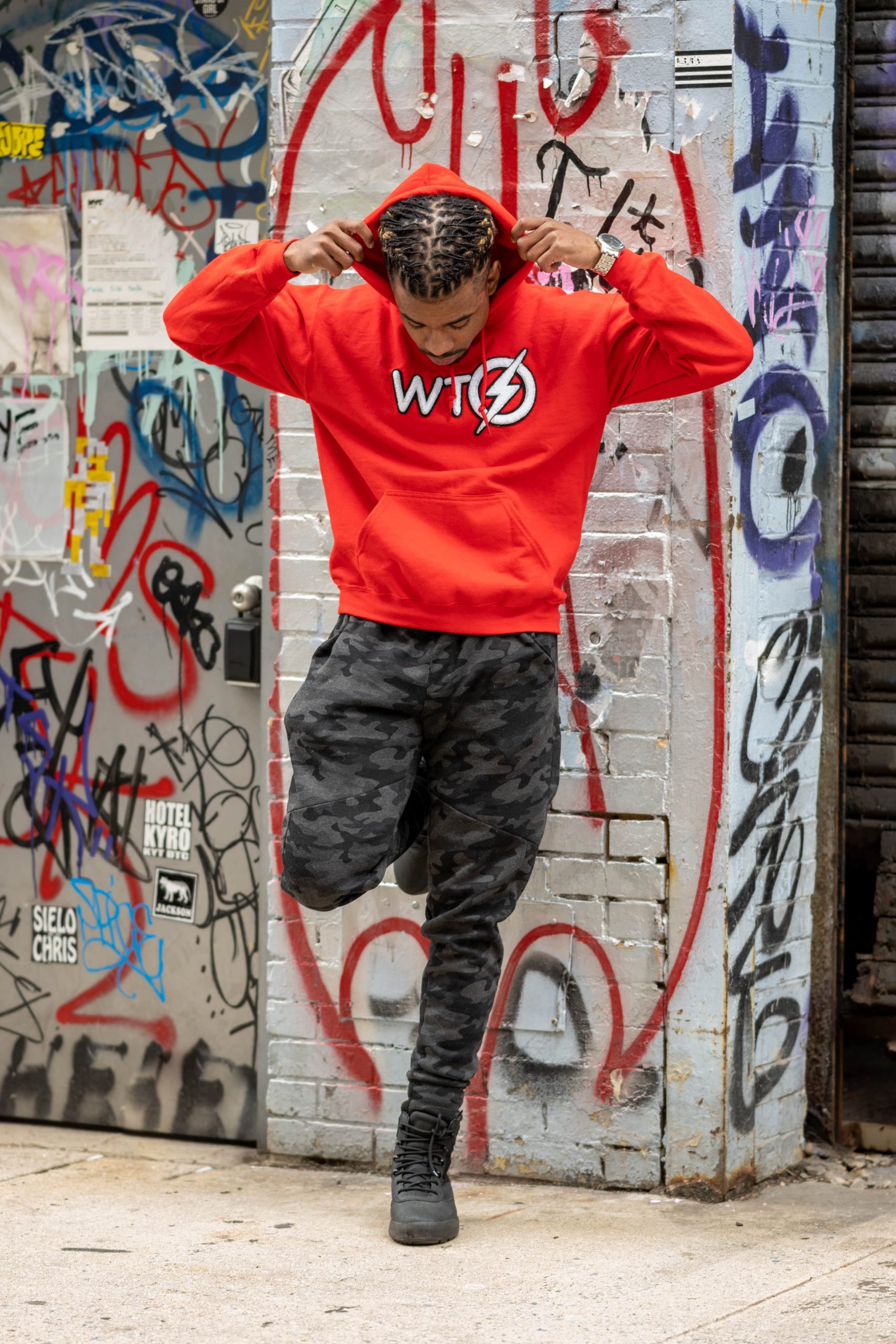 BLACK AND RED TRACKSUIT WITH CHENILLE PATCH LOGO – M3 URBAN APPAREL